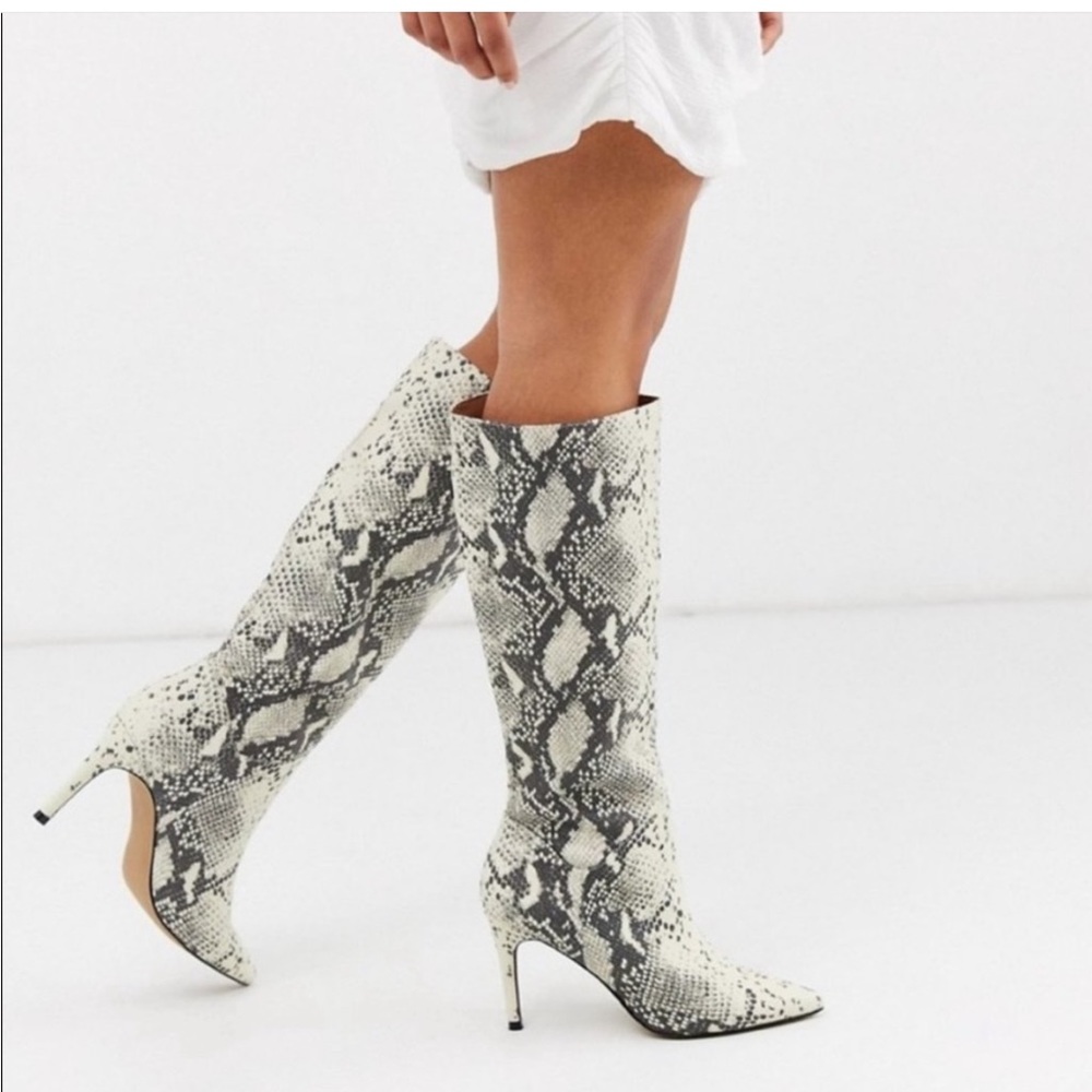 Steve Madden “Kinga” Snake Boots Women’s Size 7.5 View 3